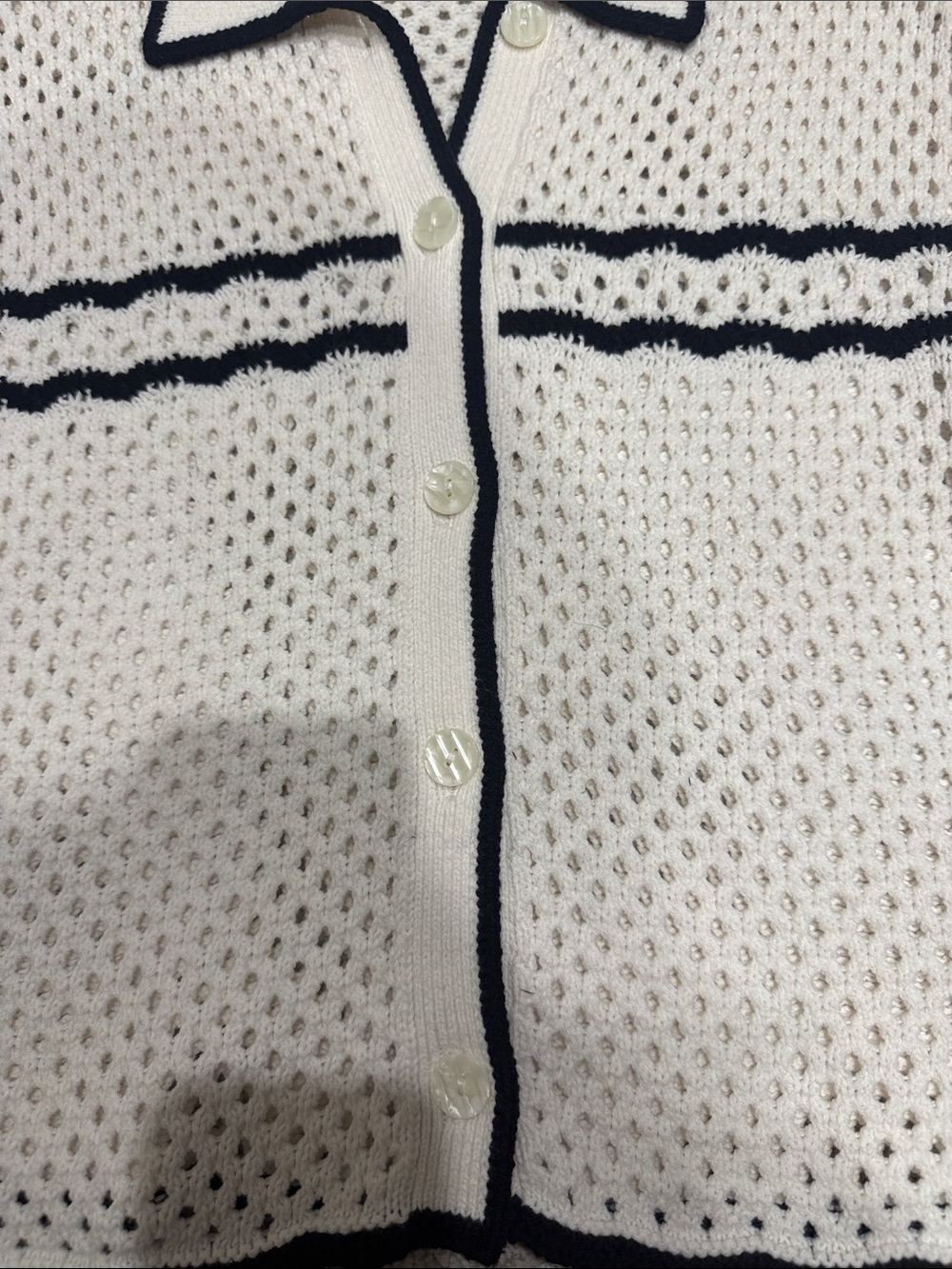 Abercrombie & Fitch Cream Open-Knit Short-Sleeve Cardigan with Black Trim - Picture 3 of 3